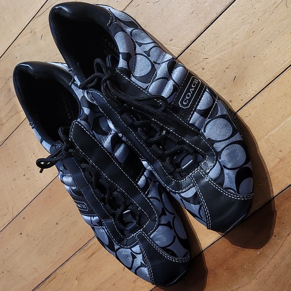 Coach Kirby style sneaker size 8